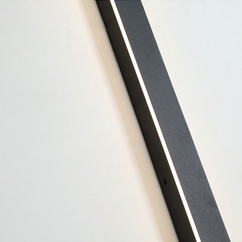 Dimmable IP65 LED Outdoor Wall Light in Minimalist Metal and Acrylic