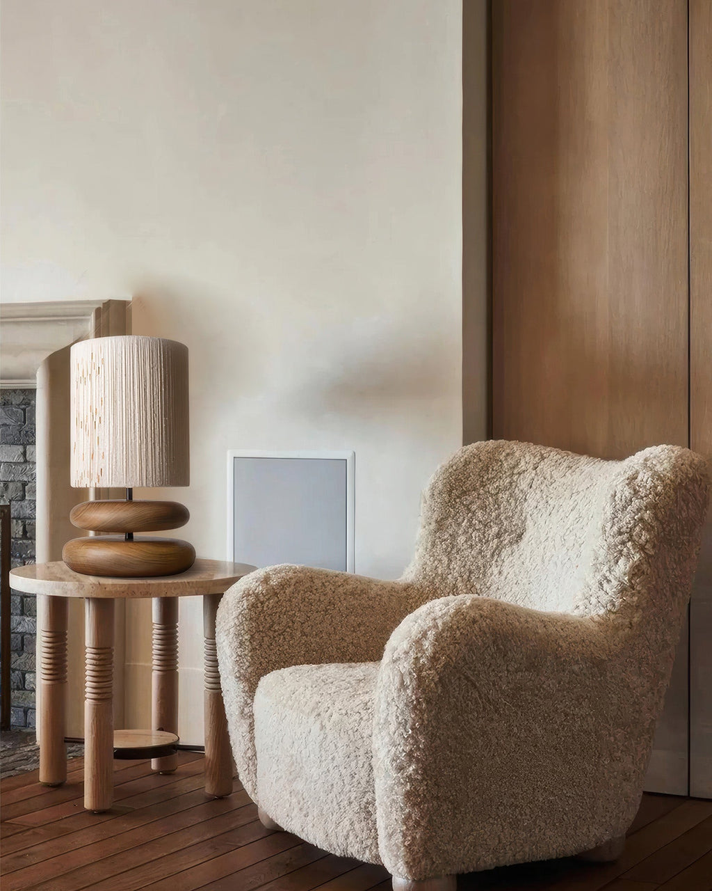 Solmere Tranquil Wood Table Lamp With LED Compatibility And Energy Efficiency