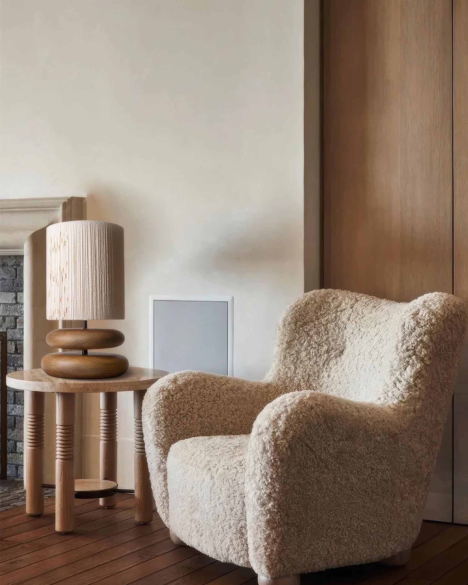 Solmere Tranquil Wood Table Lamp With LED Compatibility And Energy Efficiency